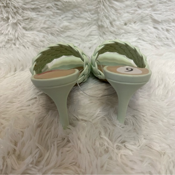 FOREVER 21 High heels Sandals Sage NEW - Picture 4 of 5